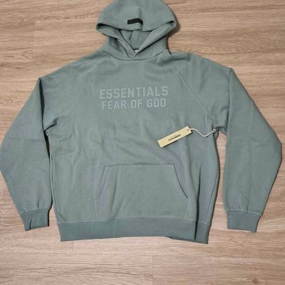 Essentials Fear of God Hoodie Size L – Brand New With Tags – Sycamore color